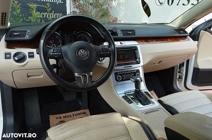 Volkswagen Passat CC - 2