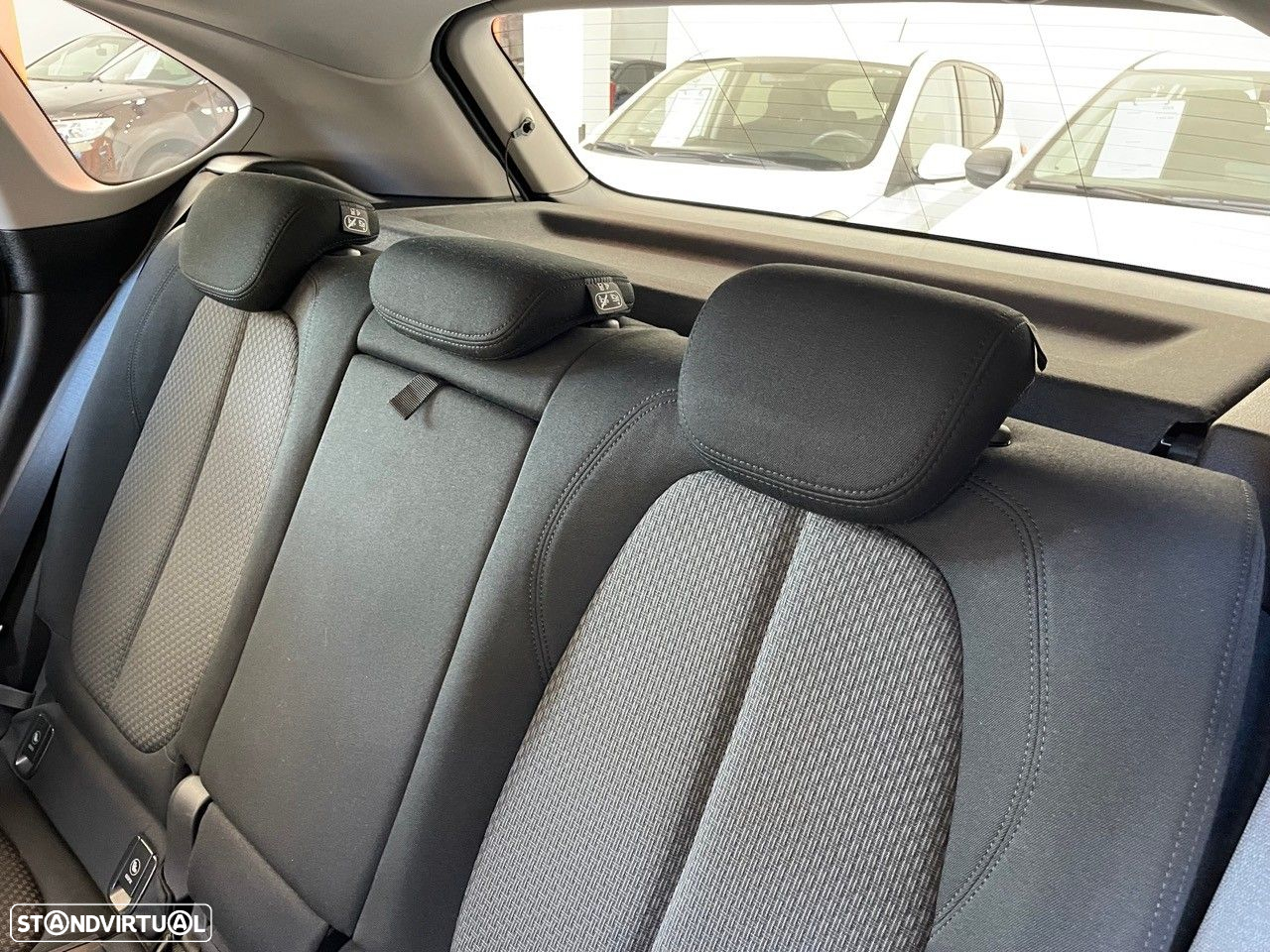 BMW 216 Active Tourer d Advantage Auto - 10