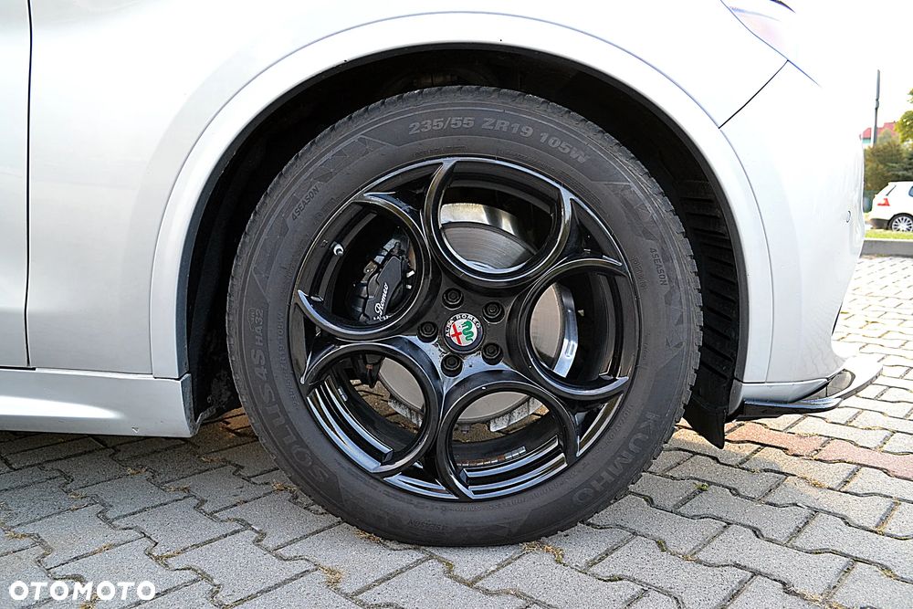 Alfa Romeo Stelvio 2.0 Turbo TI Q4 - 10