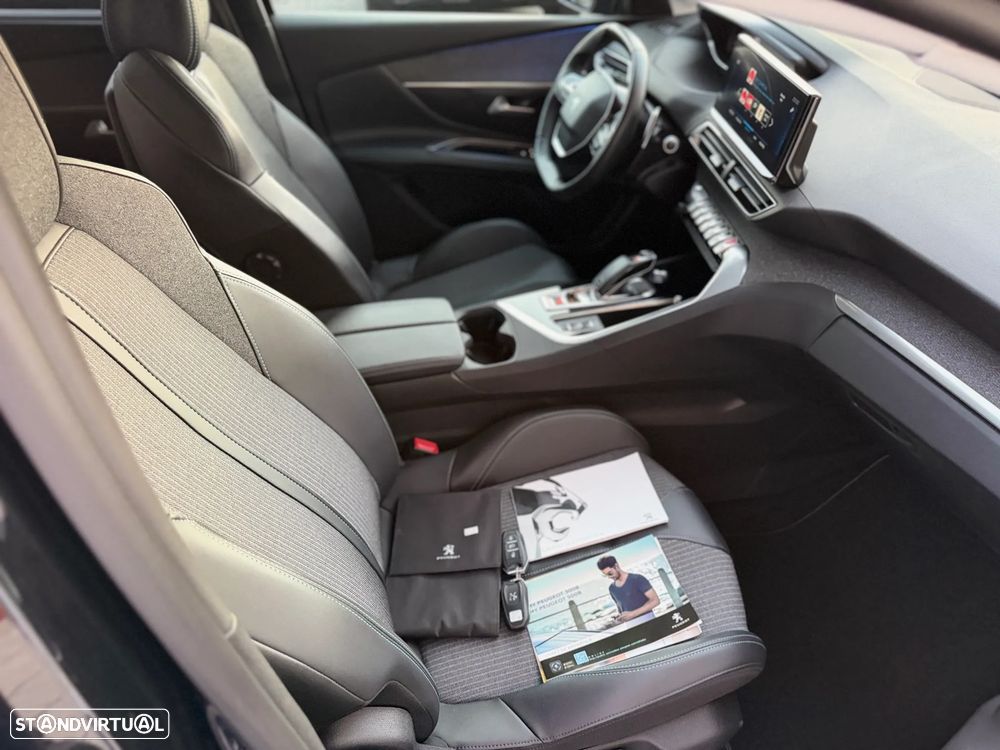 Peugeot 5008 1.2 PureTech Allure Pack EAT8 - 13