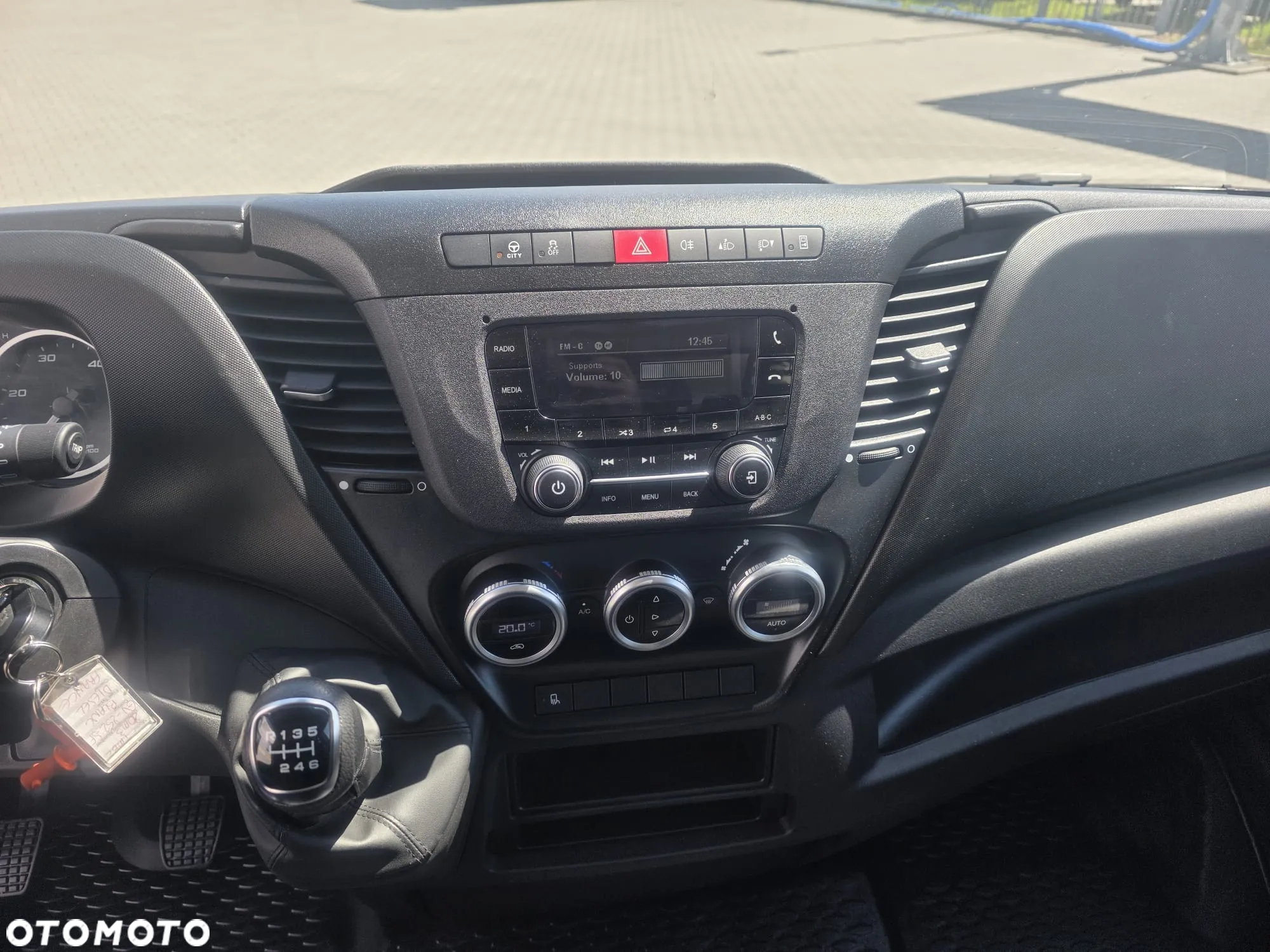 Iveco 35C16 Kontener z winda 8EP rok 2024 ! Jak Nowy Gwarancja do 03-2026 ! - 11