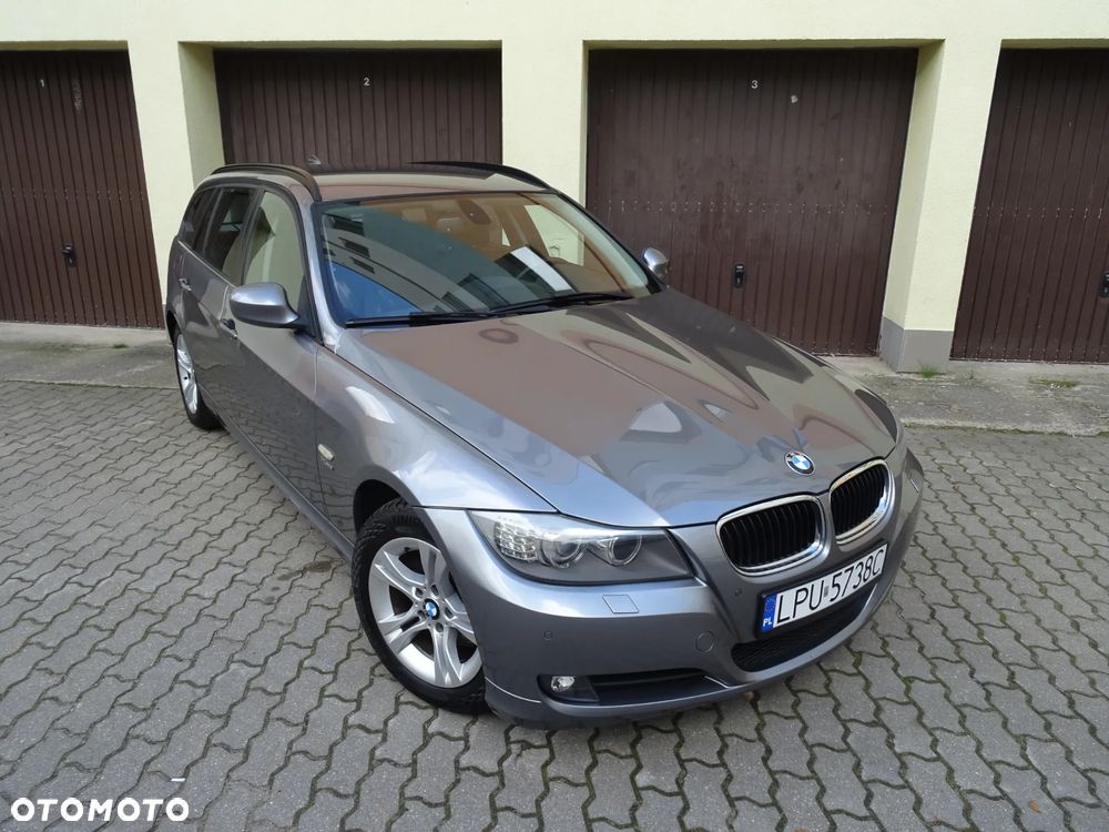 BMW Seria 3 320d xDrive DPF Touring Edition Fleet Lifestyle - 1