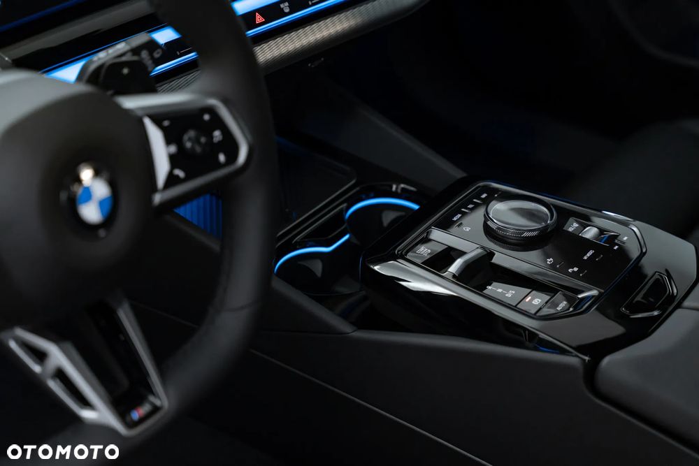 BMW Seria 5 - 24