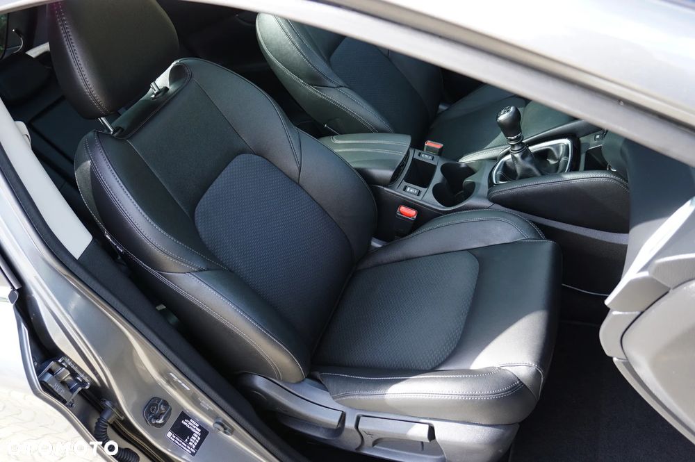 Nissan Qashqai 1.6 DIG-T Tekna - 24