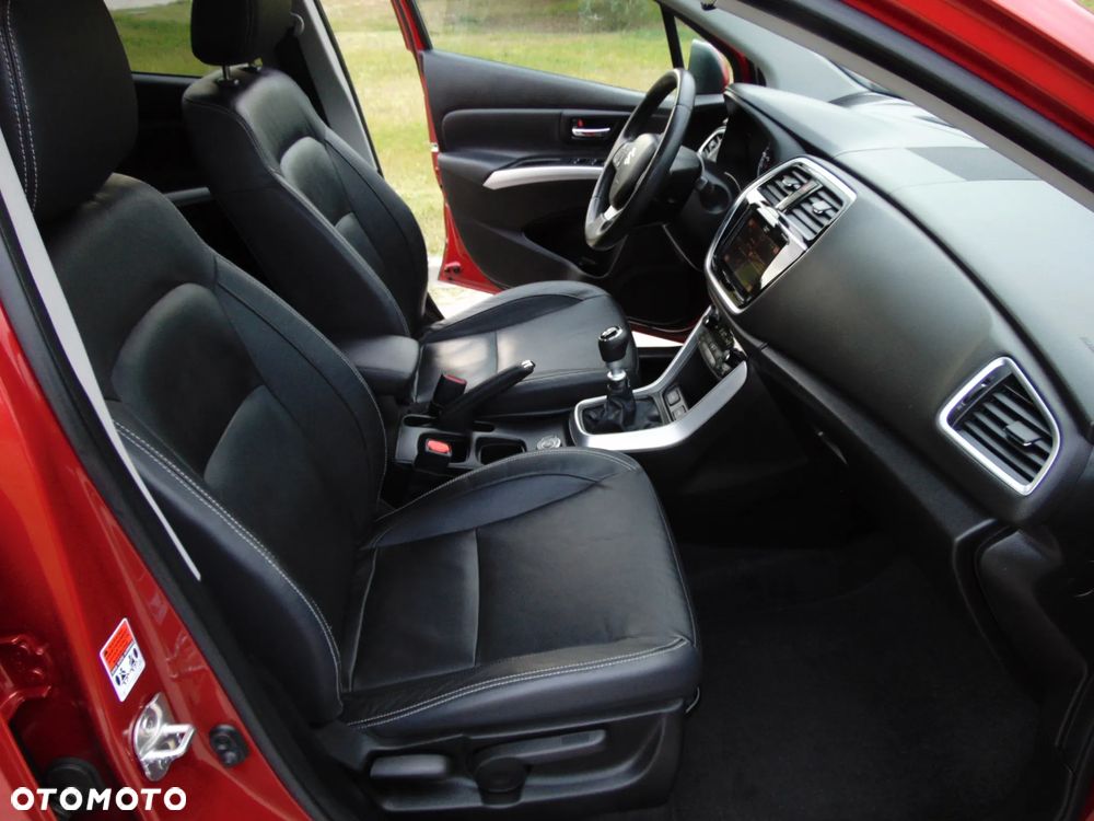 Suzuki SX4 S-Cross 1.4 Boosterjet Allgrip Comfort+ - 9
