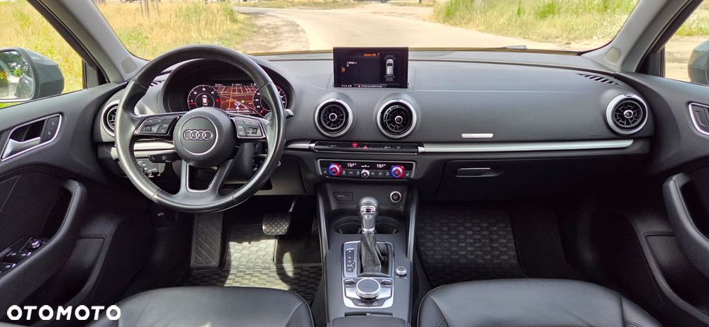 Audi A3 Sportback 1.6 TDI S tronic - 10
