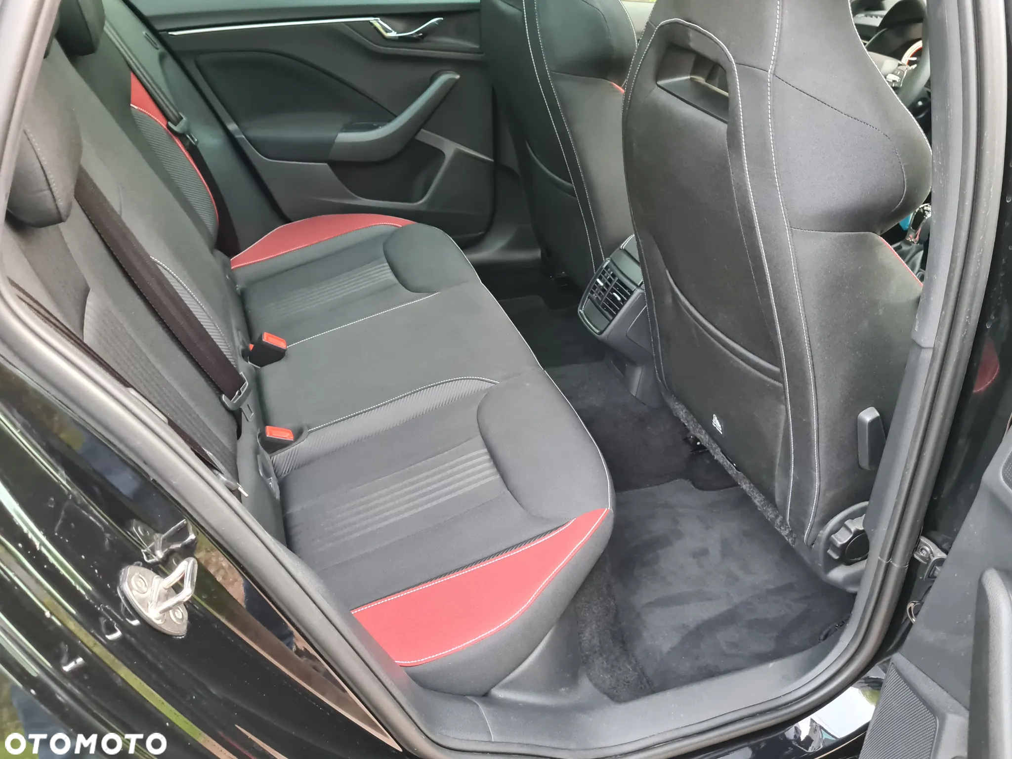 Skoda Kamiq 1.5 TSI Monte Carlo DSG - 14