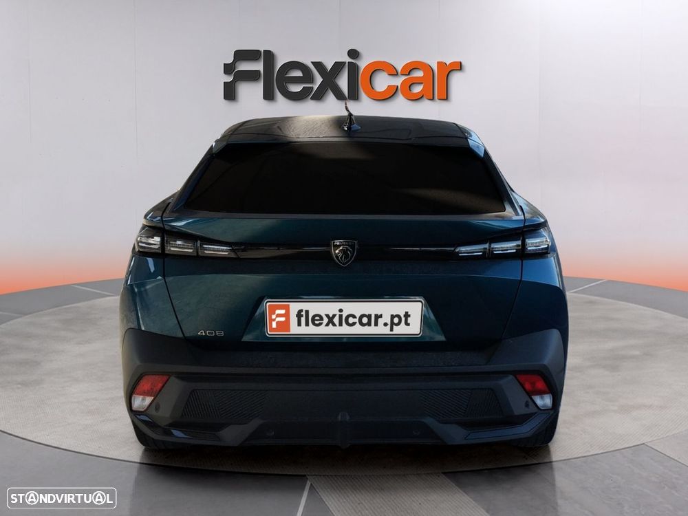 Peugeot 408 - 4