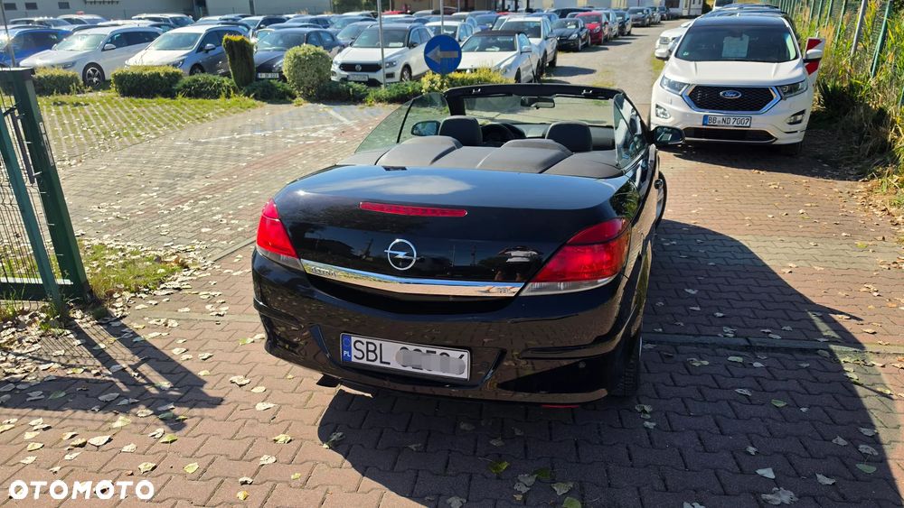Opel Astra 1.8 Cosmo - 29
