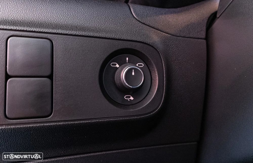 Citroën C3 1.2 PureTech C-Series - 11