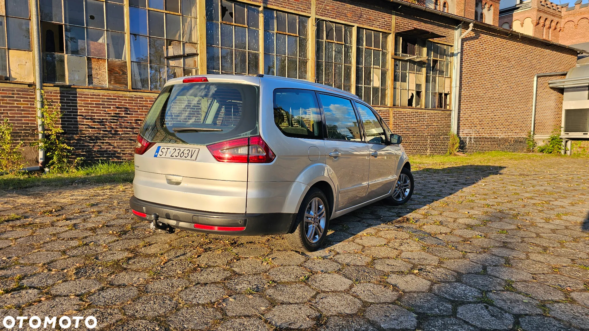 Ford Galaxy 2.0 TDCi Ambiente - 4