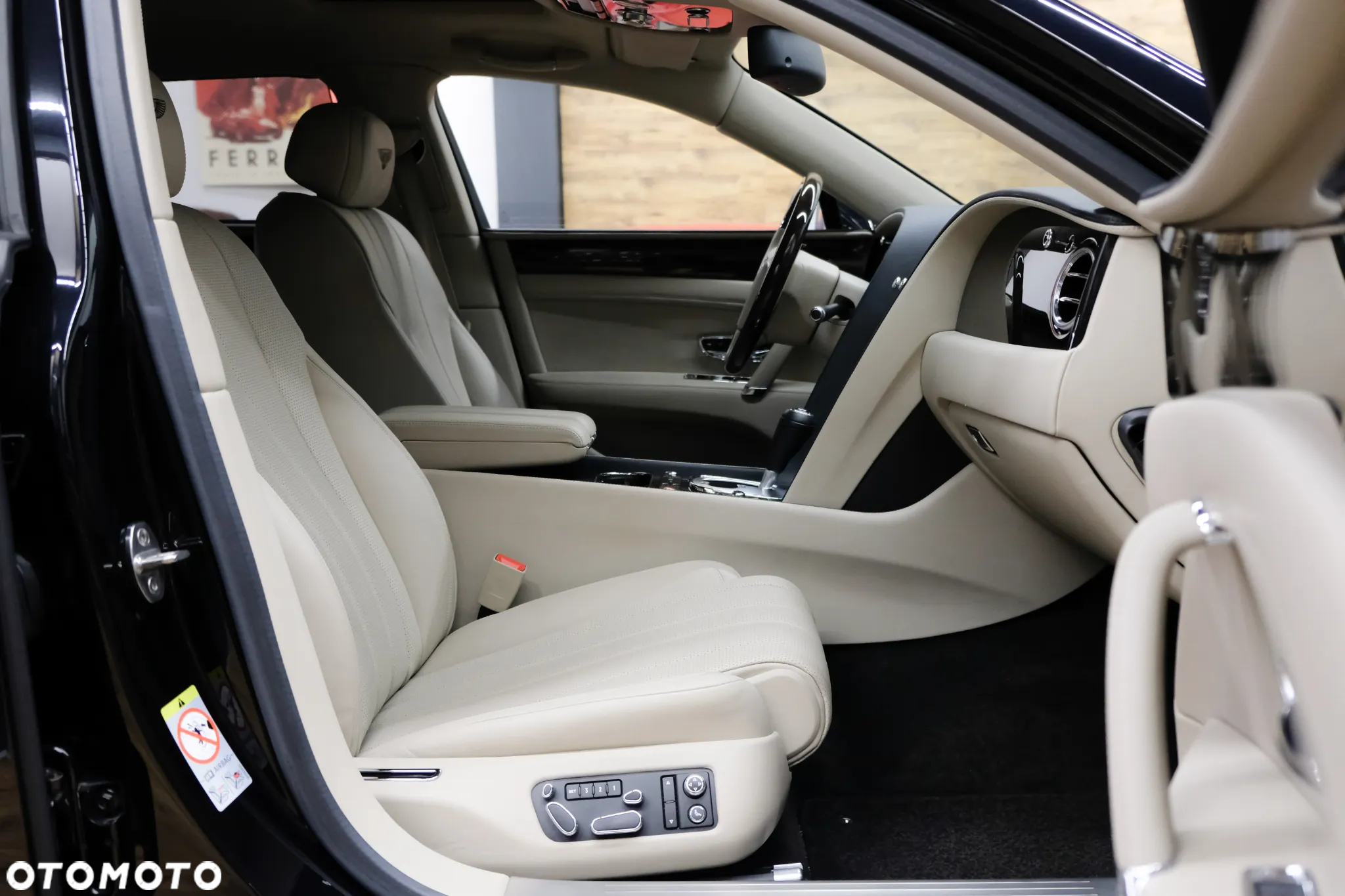 Bentley Flying Spur GTC W12 - 11