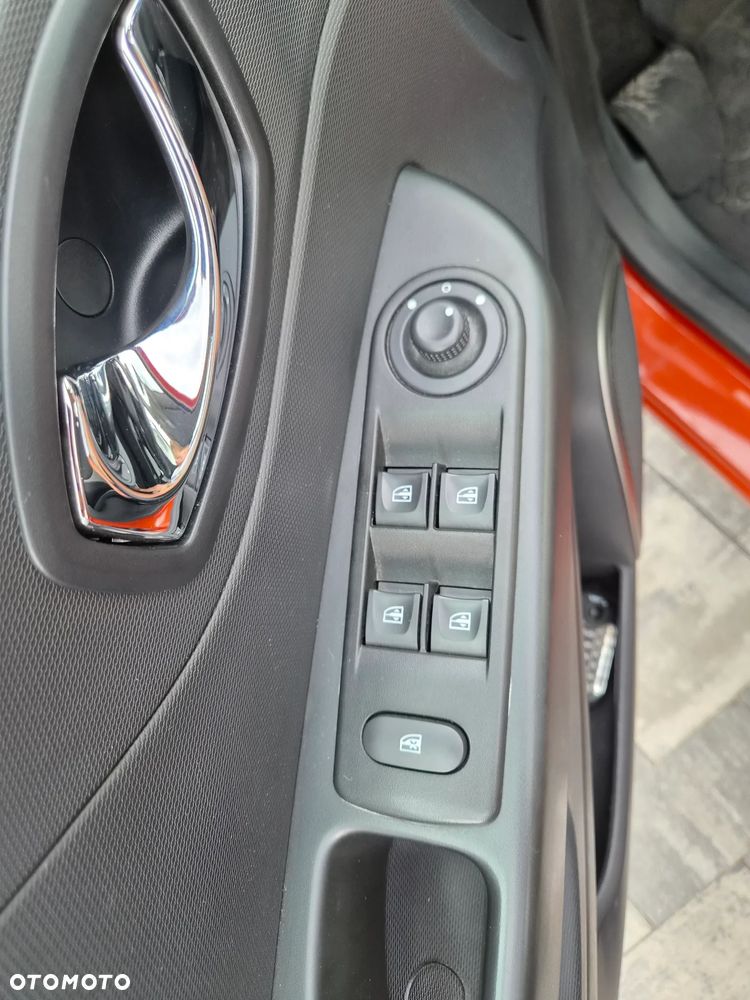Renault Captur 0.9 Energy TCe Life - 11