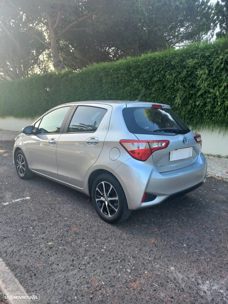 Toyota Yaris 1.5 HSD Exclusive - 6