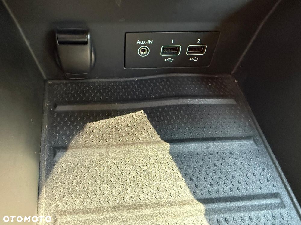 Renault Captur 1.6 E-TECH Plug-In Techno - 21
