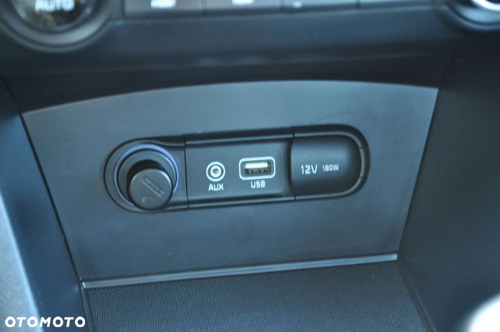 Kia Optima - 32