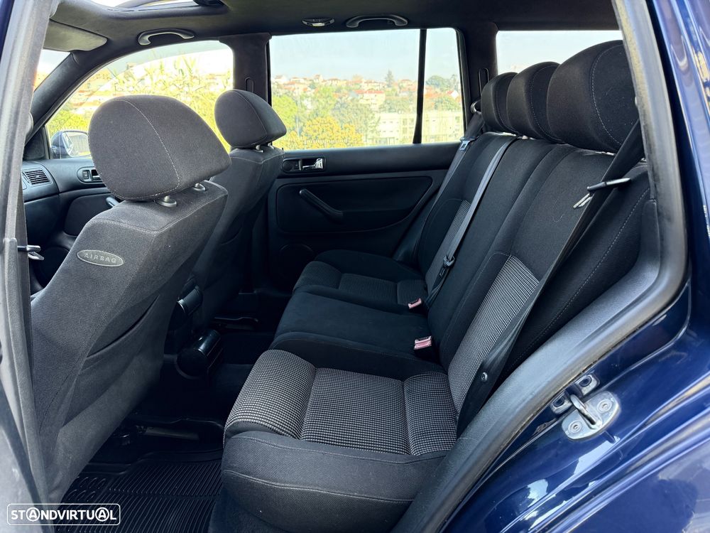 VW Golf Variant 1.9 TDi Highline - 15