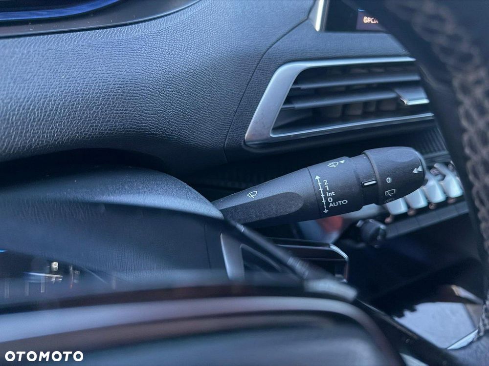 Peugeot 3008 - 18