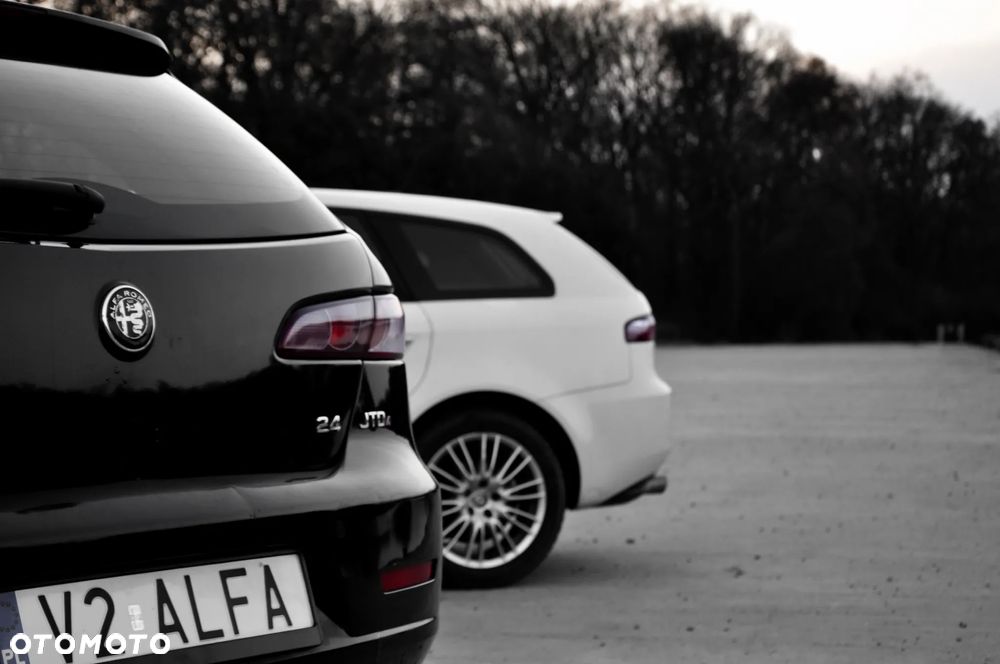 Alfa Romeo 159 Sportwagon 2.4JTDM Q4 Distinctive - 4