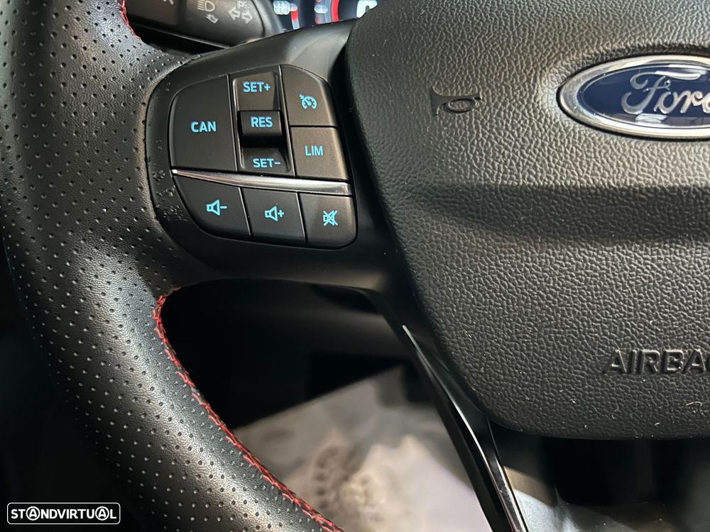 Ford Focus 1.0 EcoBoost MHEV ST-Line X Aut. - 34