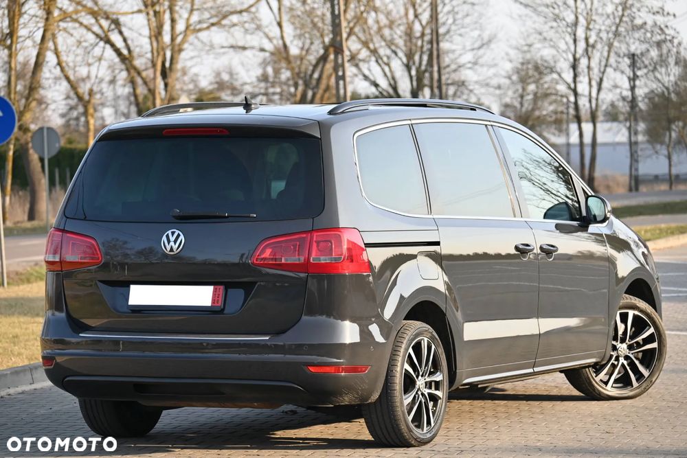 Volkswagen Sharan 2.0 TSI DSG Highline - 16