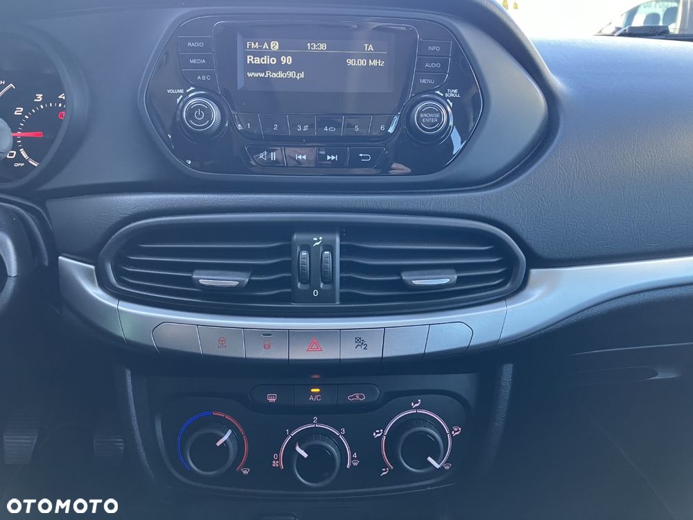 Fiat Tipo 1.4 16v Easy - 15