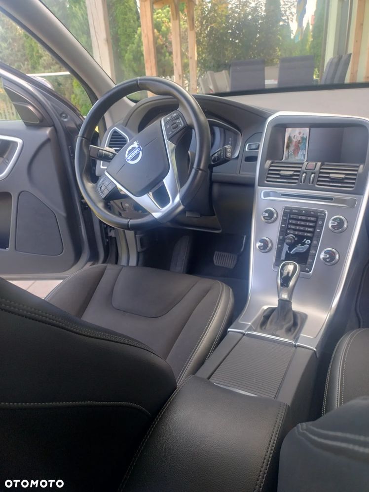 Volvo XC 60 D3 Drive-E Kinetic - 17
