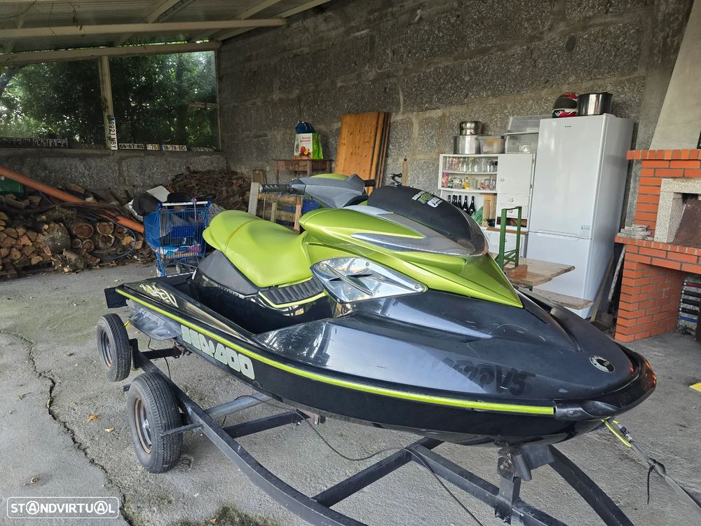 Sea-Doo RXT 215 - 4