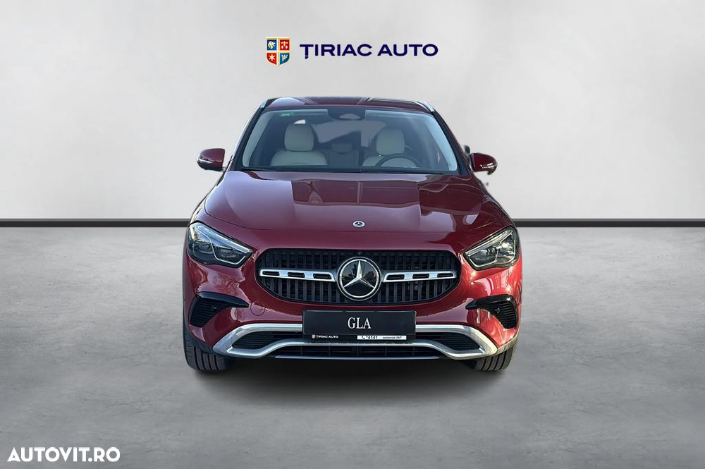 Mercedes-Benz GLA - 3