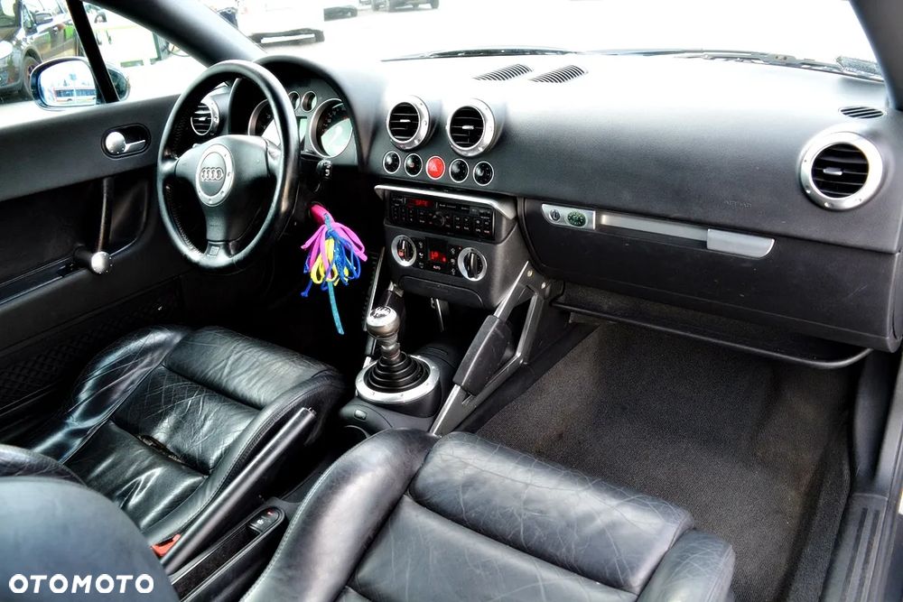 Audi TT Coupé 1.8 T - 9