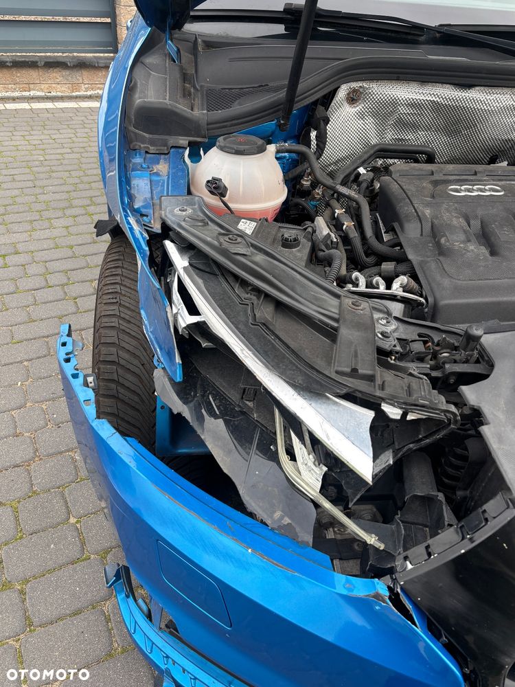Audi Q3 2.0 TDI S tronic design - 12