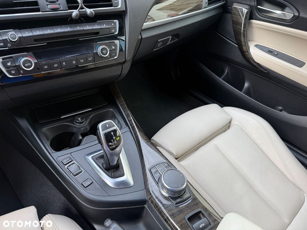 BMW Seria 2 230i Sport Line - 14