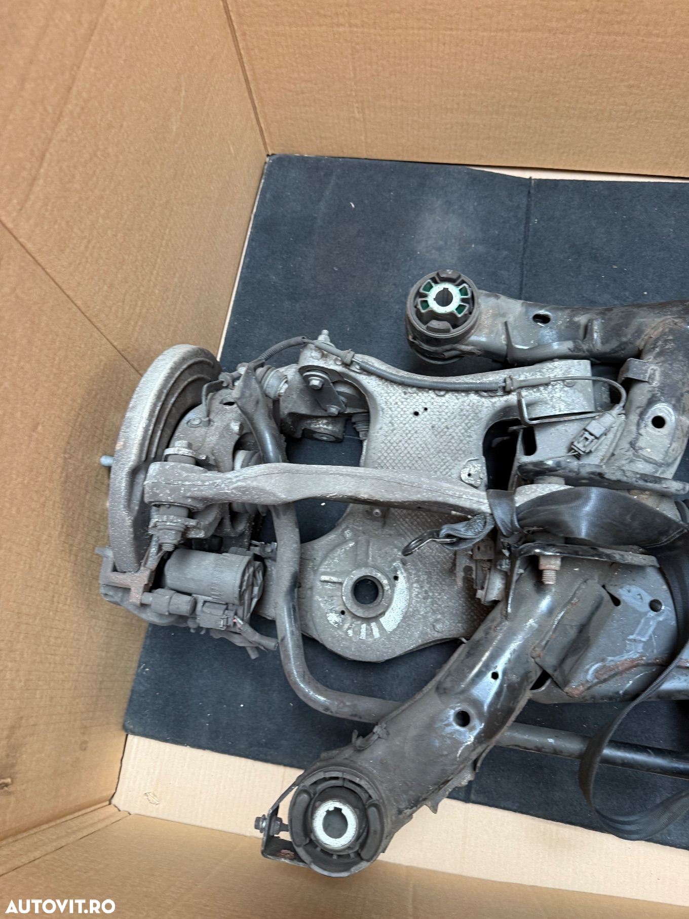 Punte spate DISCOVERY SPORT , JAGUAR E-PACE an 2016-2022 - 3