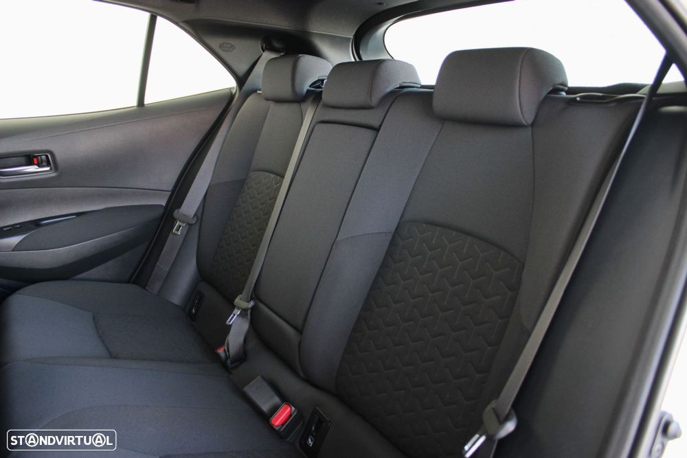 Toyota Corolla 1.8 Hybrid Comfort - 36