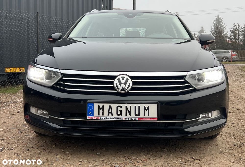 Volkswagen Passat - 32