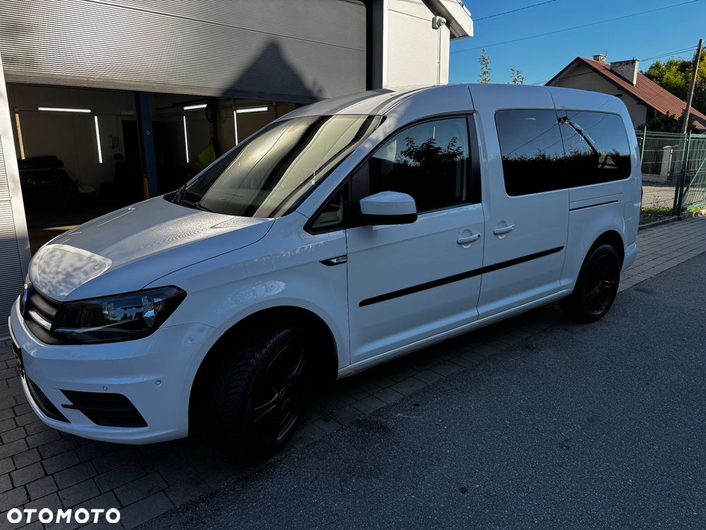 Ford Tourneo Custom - 40