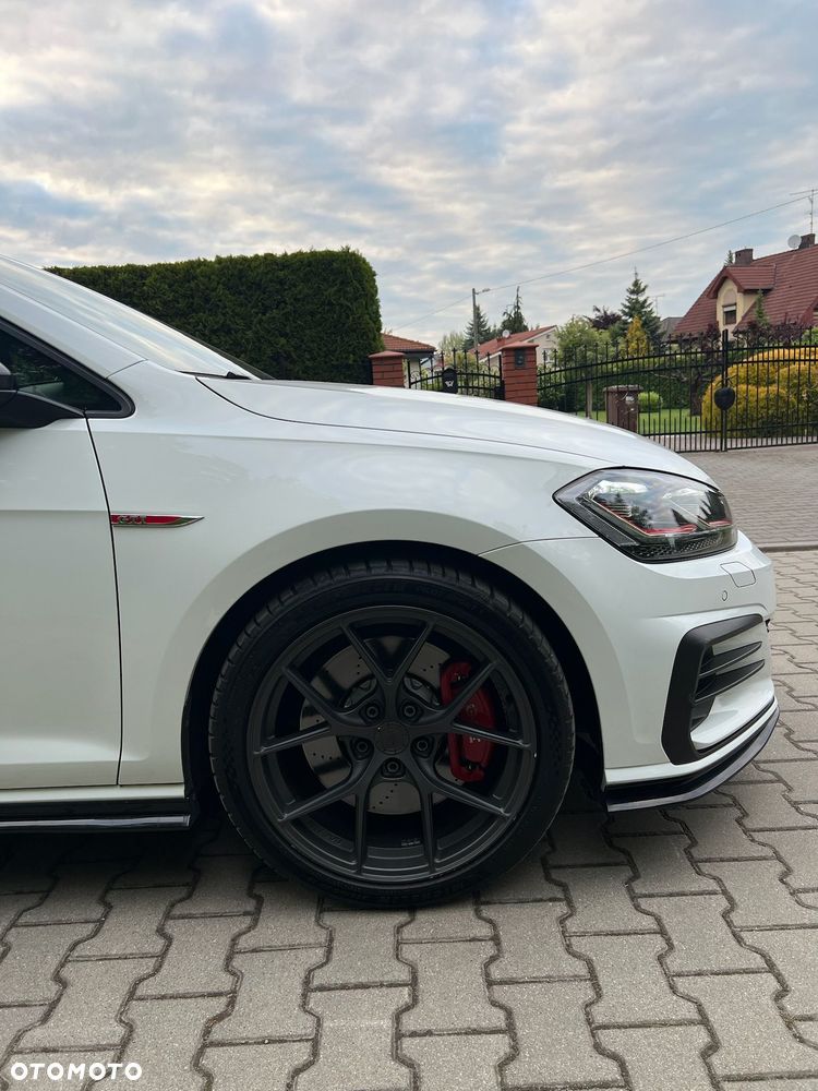 Volkswagen Golf - 7