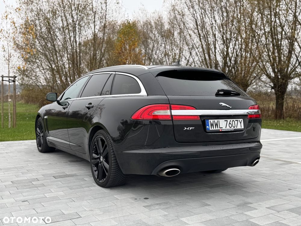 Jaguar XF 3.0 V6 D Premium Luxury - 5