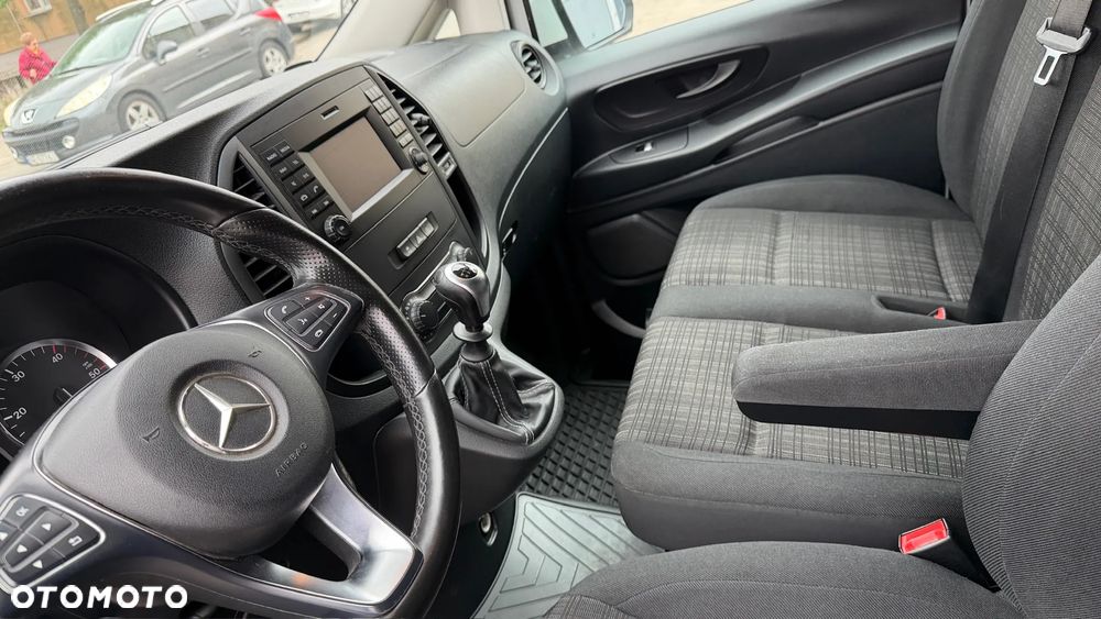 Mercedes-Benz Vito - 23