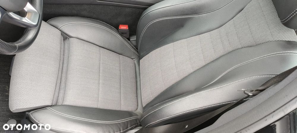 Mercedes-Benz Klasa E 220 d 9G-TRONIC Avantgarde - 16