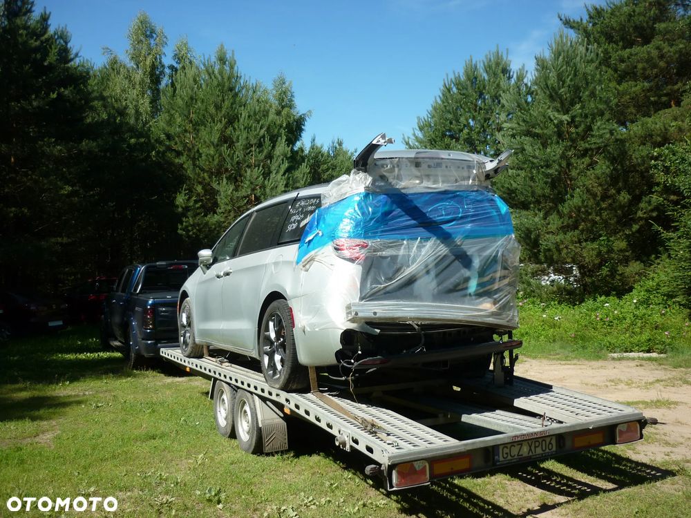 Chrysler Pacifica - 7