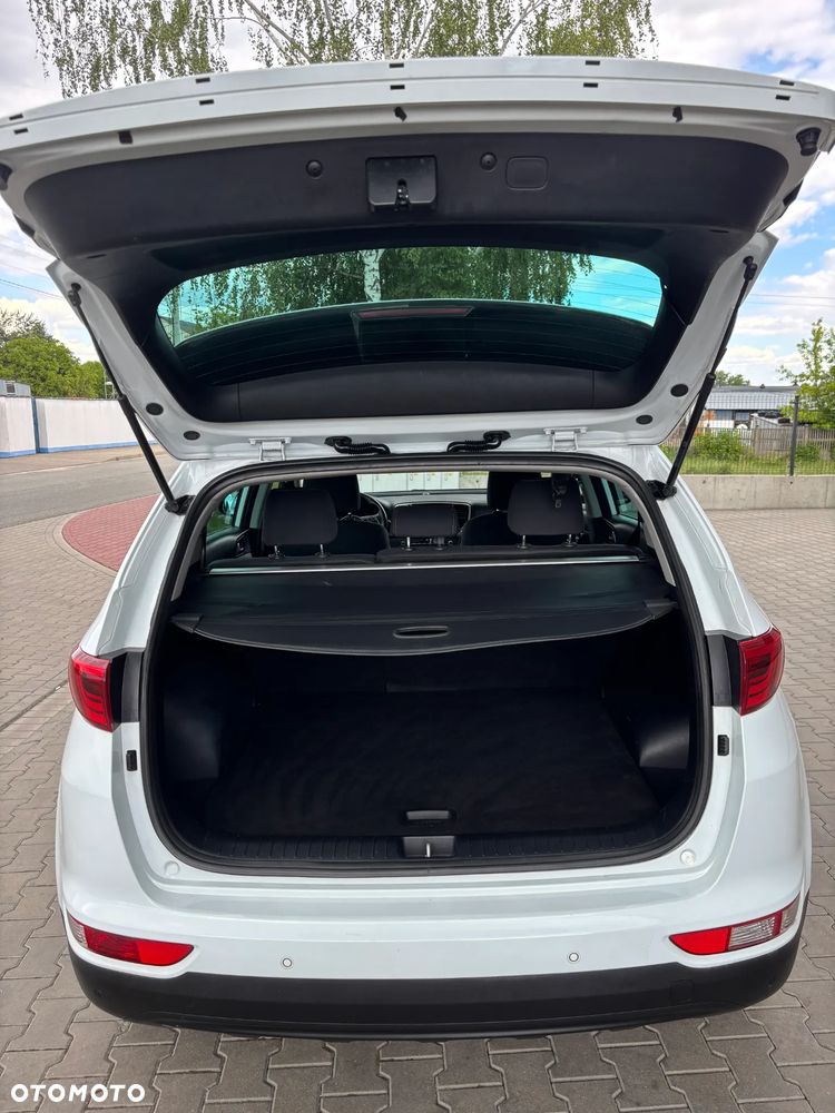 Kia Sportage 2.0 CRDI 4WD Dream-Team Edition - 11