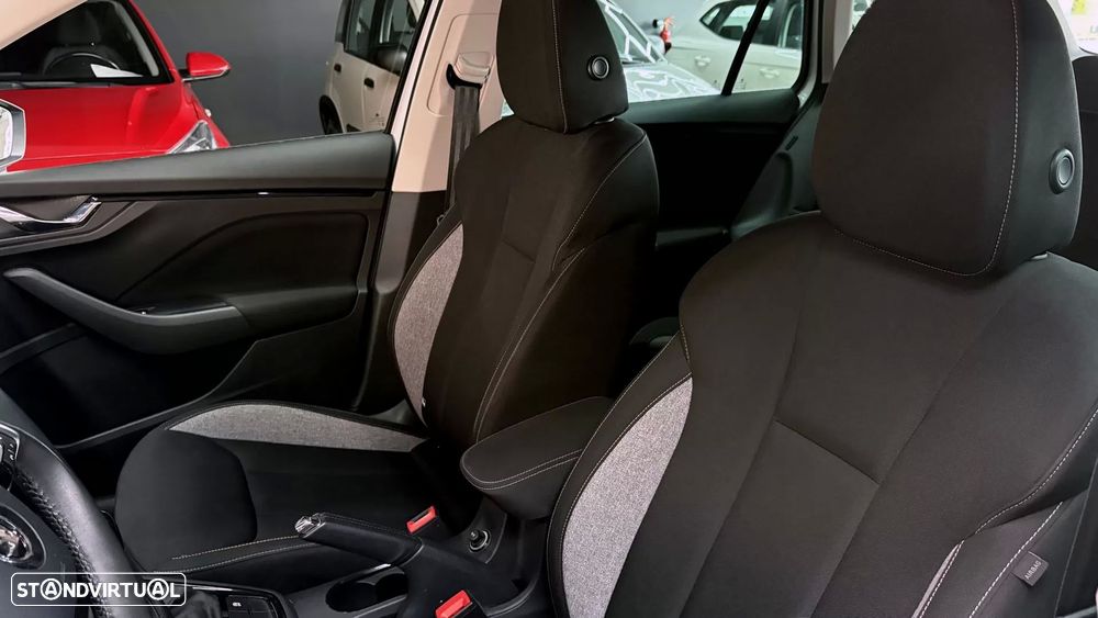 Skoda Kamiq 1.0 TSI Style DSG - 32