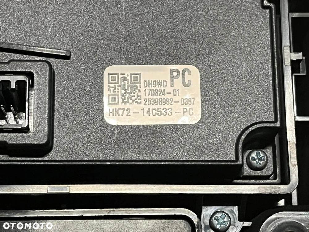 Panel klimatyzacji HK72-14C533 Land Rover Discovery Sport L550 - 3