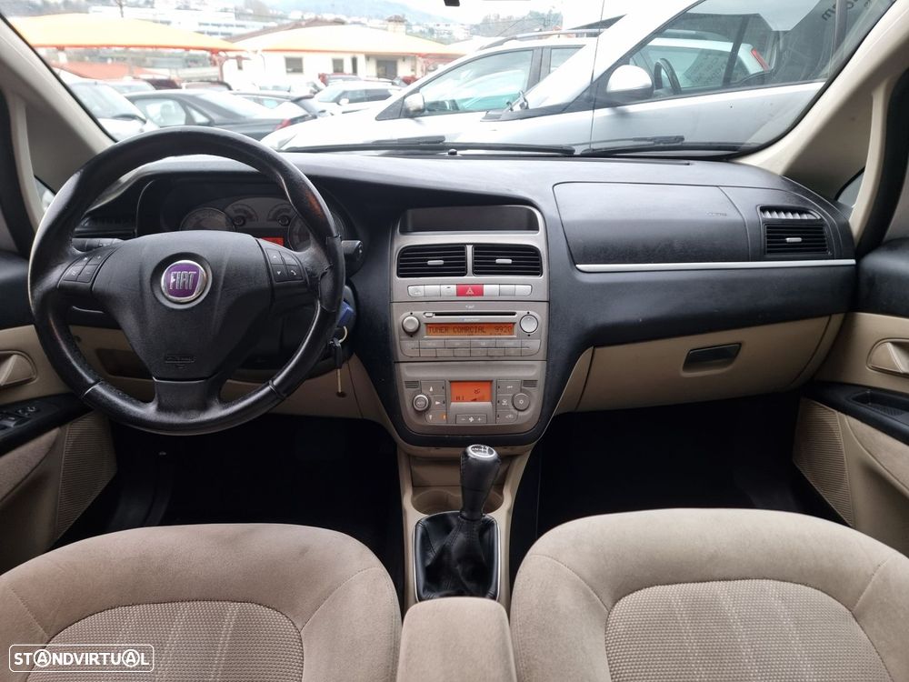 Fiat Linea 1.3 M-Jet Emotion Dualogic - 21