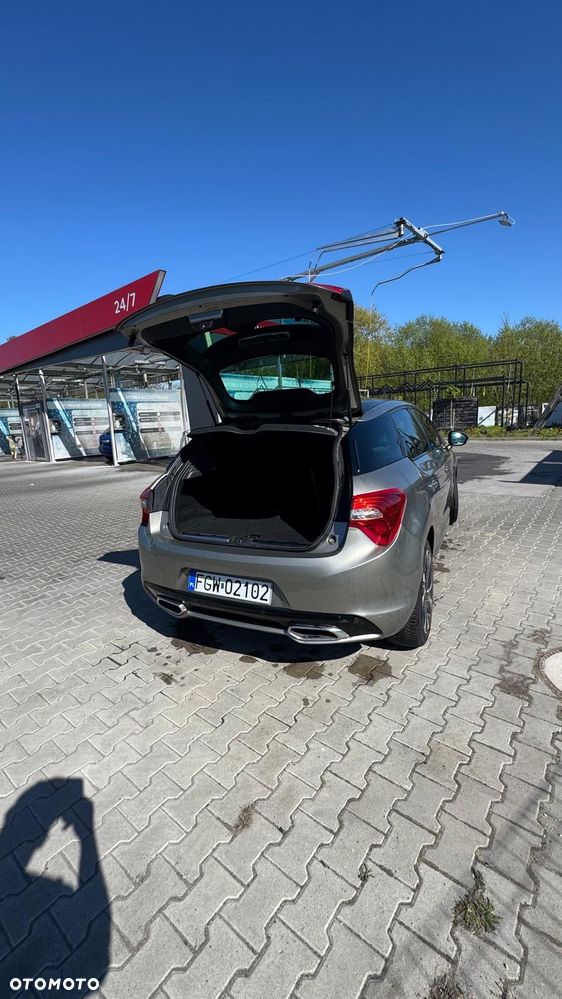 Citroën DS5 2.0 HDi Hybrid4 SoChic MCP - 6