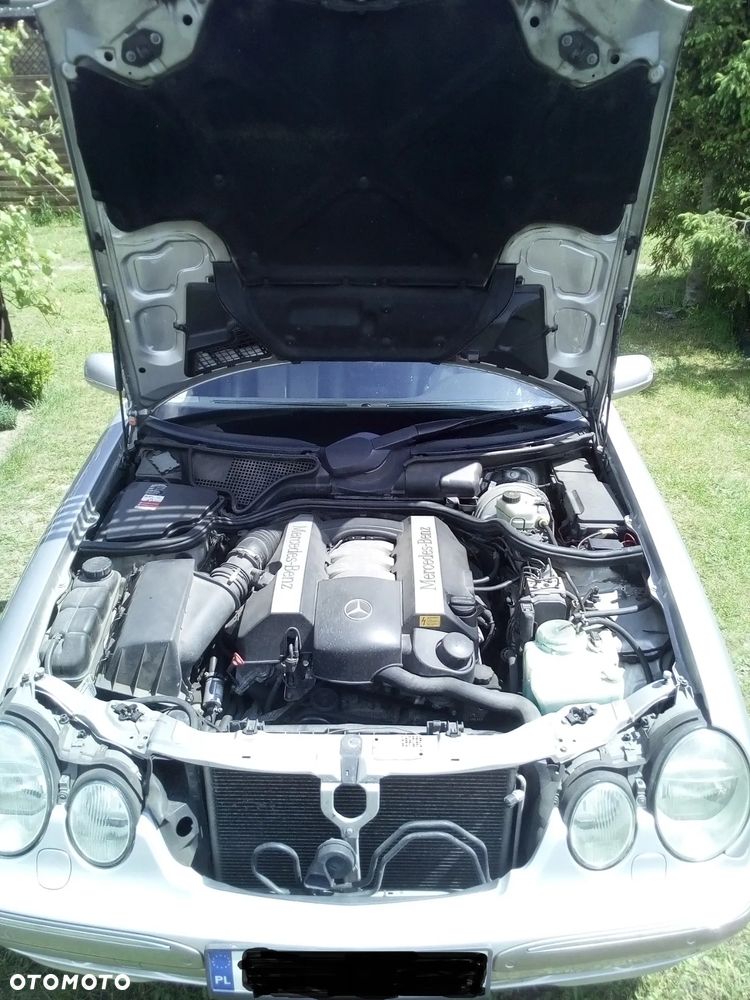 Mercedes-Benz Klasa E - 10