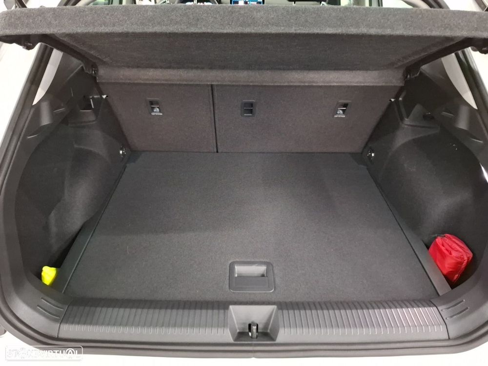 VW T-Roc 1.5 eTSI Trend DSG - 20
