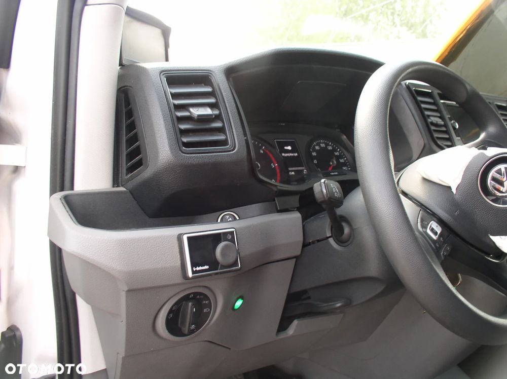 Volkswagen CRAFTER - 13