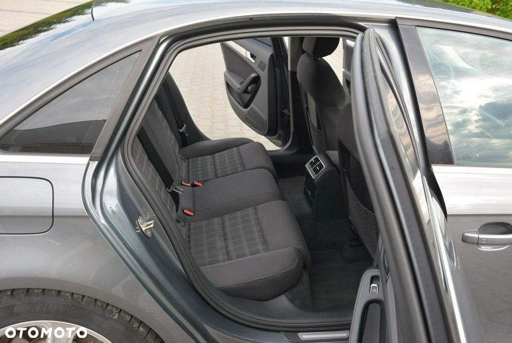 Audi A4 Limousine 2.0 TDI DPF Ambiente - 17